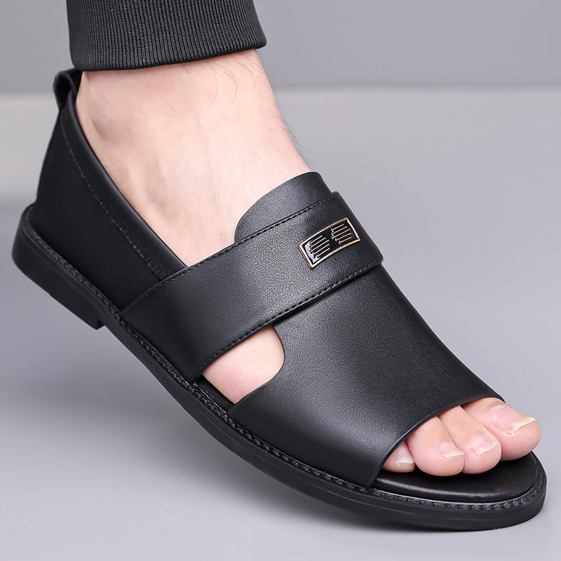 Classic men's brown comfort sandals, ideal for everyday casual wear, featuring slip-on convenience and support.