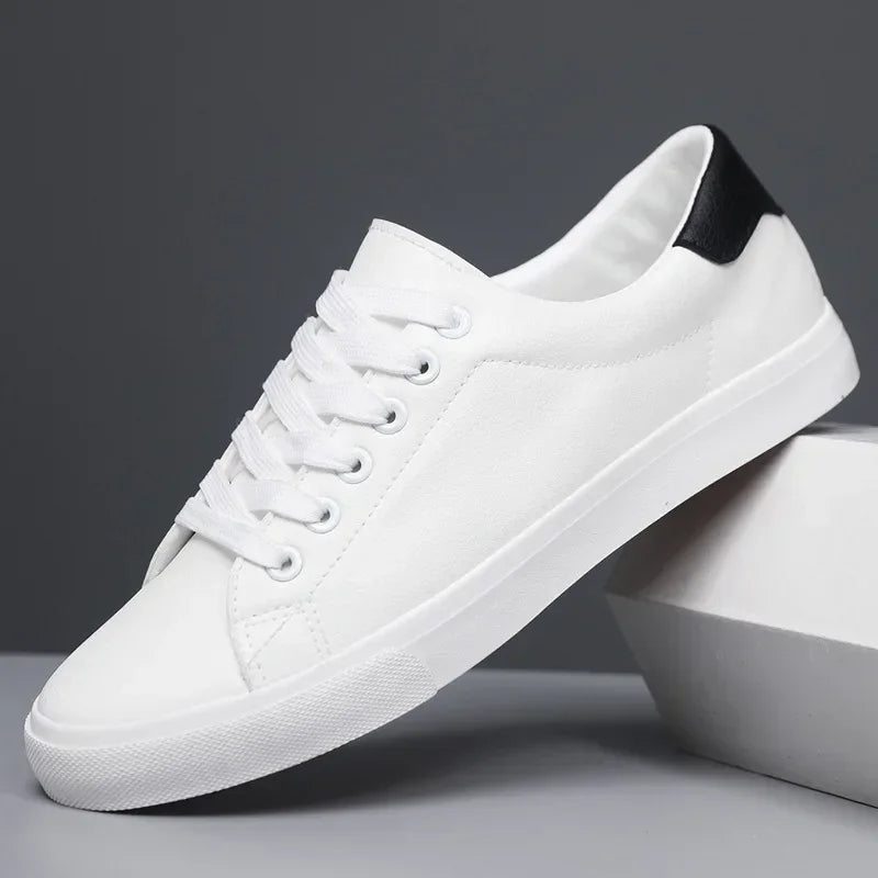 Men's brown walking shoes, Prestige Comfort, timeless style, excellent support, non-slip sole.