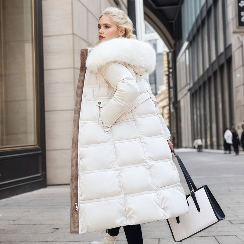 Elegant women's winter jacket, boasting a tailored fit and cozy feel, ideal for sophisticated cold weather.