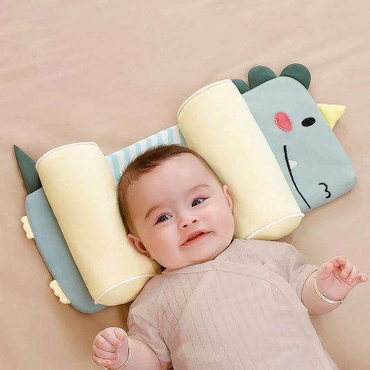 Adjustable newborn baby head pillow for flat head prevention, providing infant support for safe sleep.