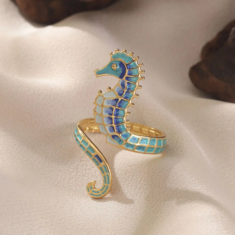 Fashionable women's adjustable seahorse ring set, made from durable stainless steel for ocean jewelry lovers.