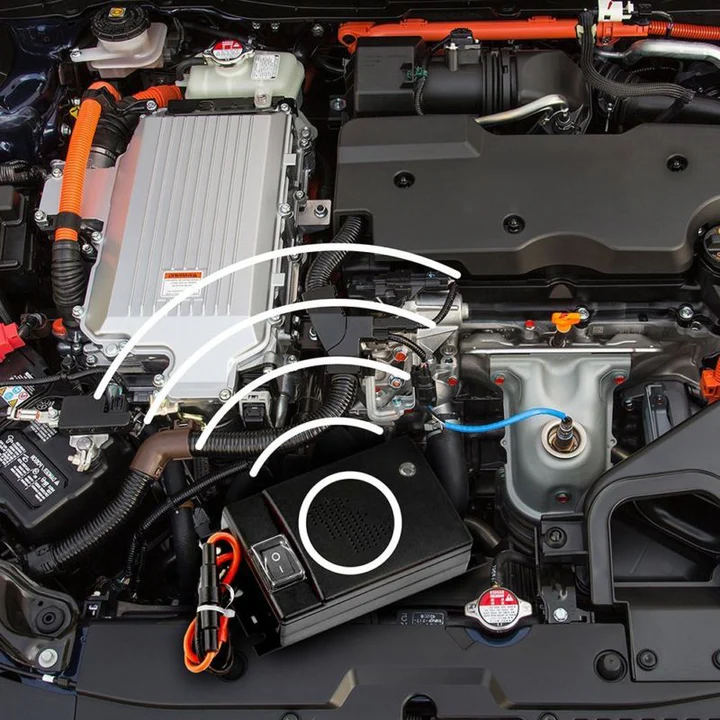 Compact ultrasonic car repeller, easily installed under the hood to deter rodents & protect automotive components.