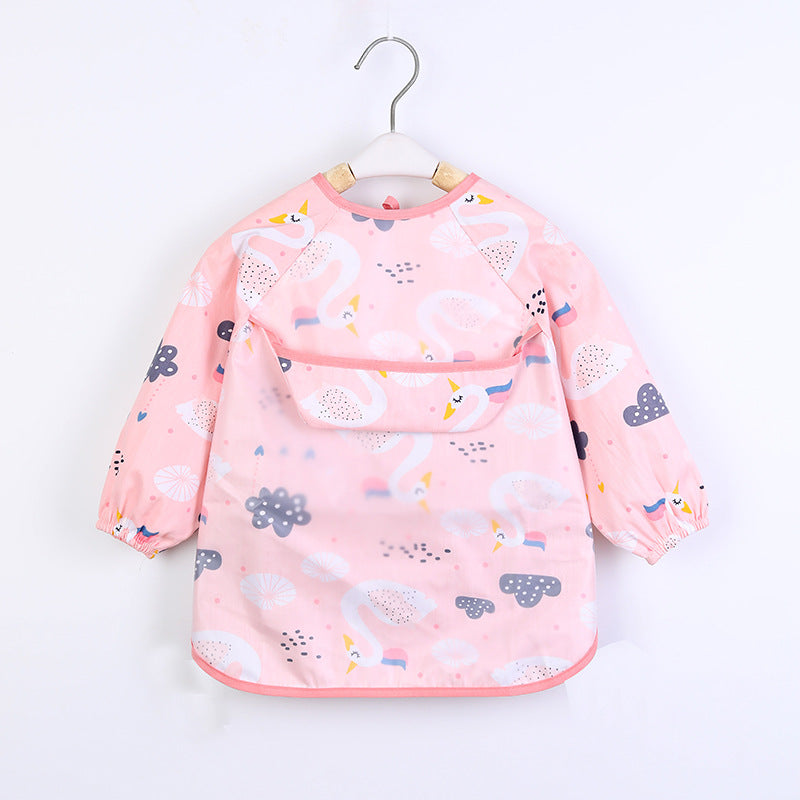 Adjustable waterproof baby apron for toddlers & infants, ideal for painting, crafts & feeding protection.