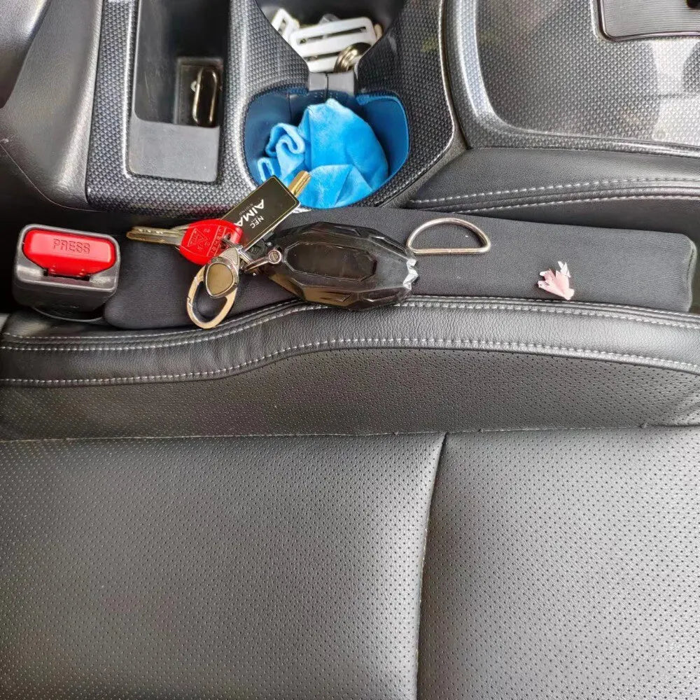 Practical car seat storage filler organizes small items. Keep your vehicle interior clean with this gap stopper.