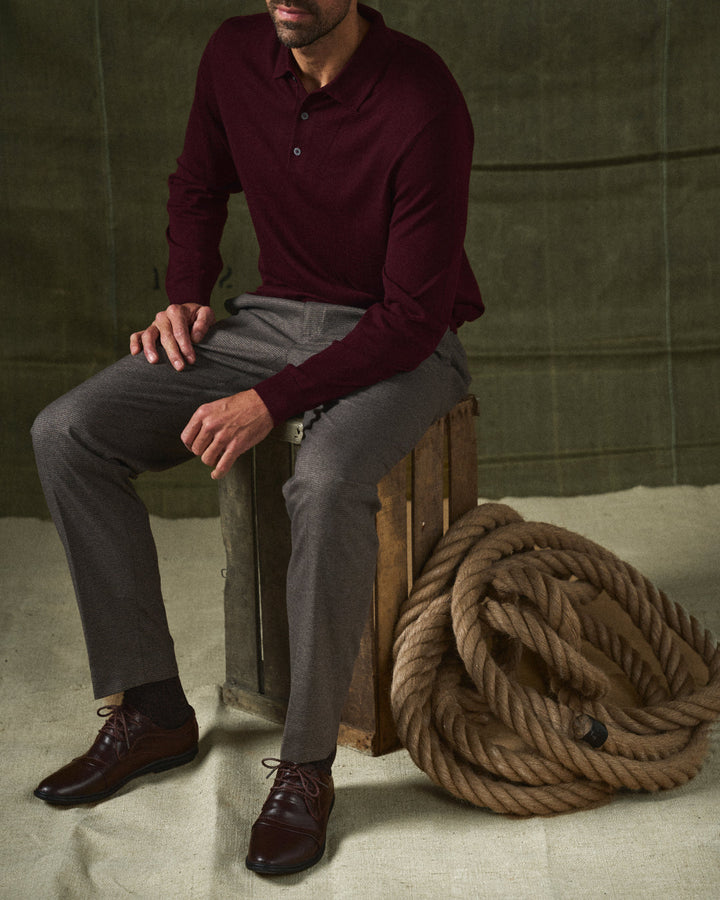 Men's comfortable dress shoes, perfect formal footwear for office wear and events.