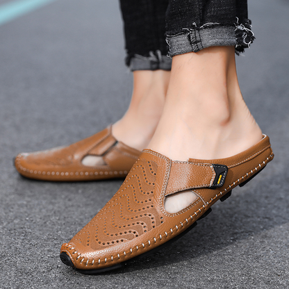 Adjustable black men's summer sandals, highly comfortable and breathable for extended daily wear.