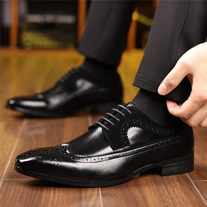 Top-down view of Men's Regent Brogue Oxford shoes, highlighting classic design & stylish leather finish.