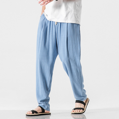 Navy blue men's lightweight casual pants, relaxed fit, perfect for effortless daily style.