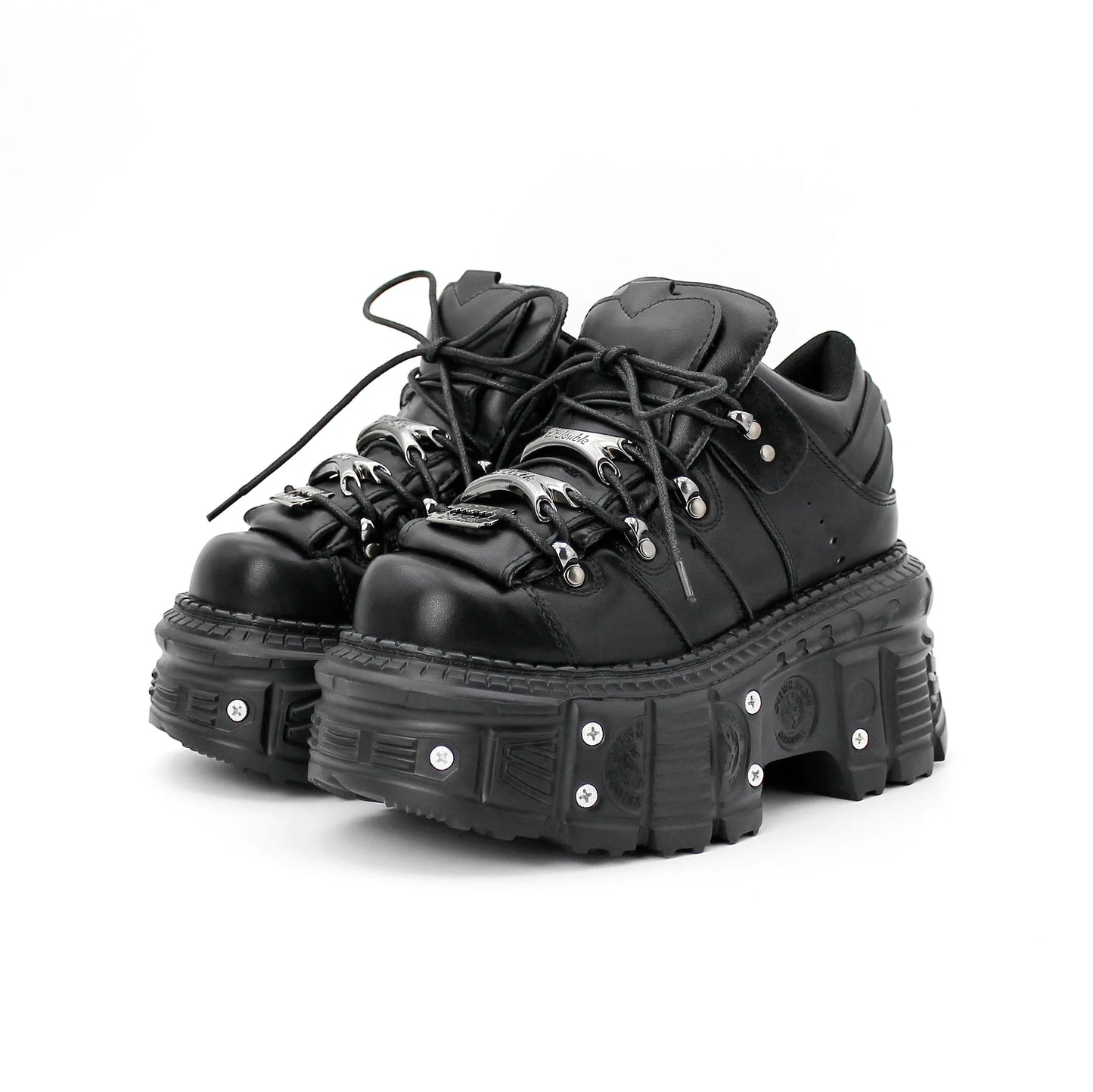 Black women's punk platform boots with bold lace-up design, perfect for edgy style & rebel fashion.