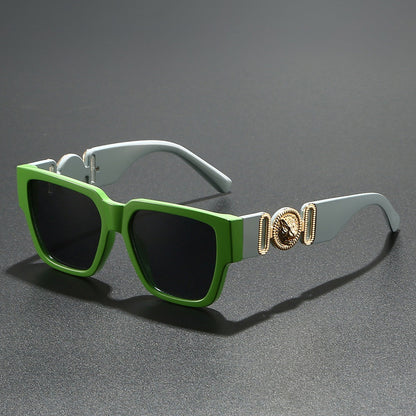 Fashionable square frame shades offering UV400 protection. Unisex design, perfect summer accessory.