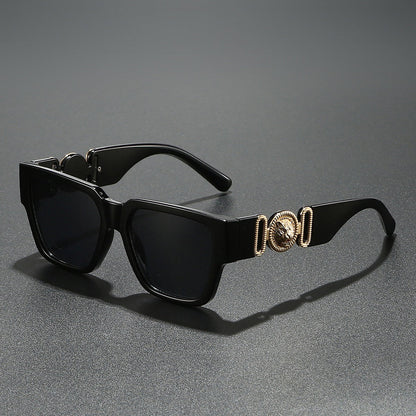Stylish square frame eyewear, unisex design with UV400 protection. A bold statement fashion accessory.