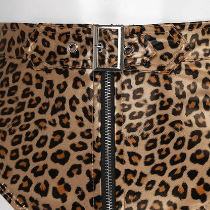 Trendy leopard print high-waist shorts for women, adding a chic touch to summer outfits.