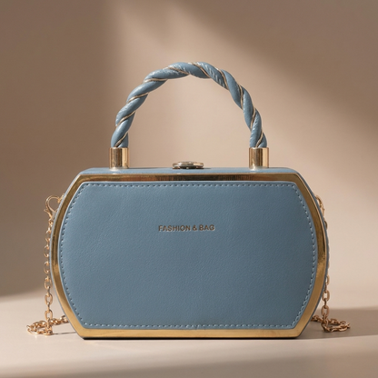 Timeless vintage shoulder bag, a chic women's daily handbag designed for organized and stylish carry.
