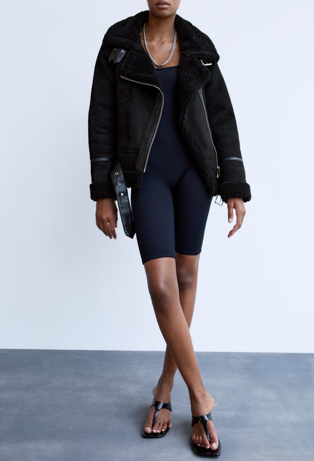 Stylish women's everyday jacket with an adjustable fit. Chic outerwear for casual or dressy occasions.