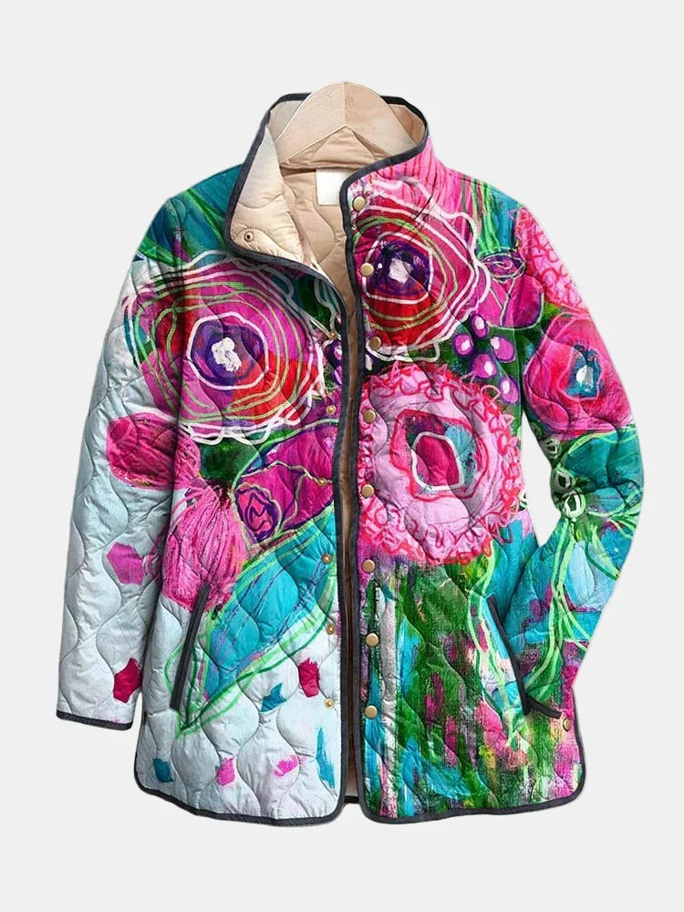 Chic women's floral print lightweight jacket, perfect for spring/fall outerwear. Elegant & versatile everyday fashion.