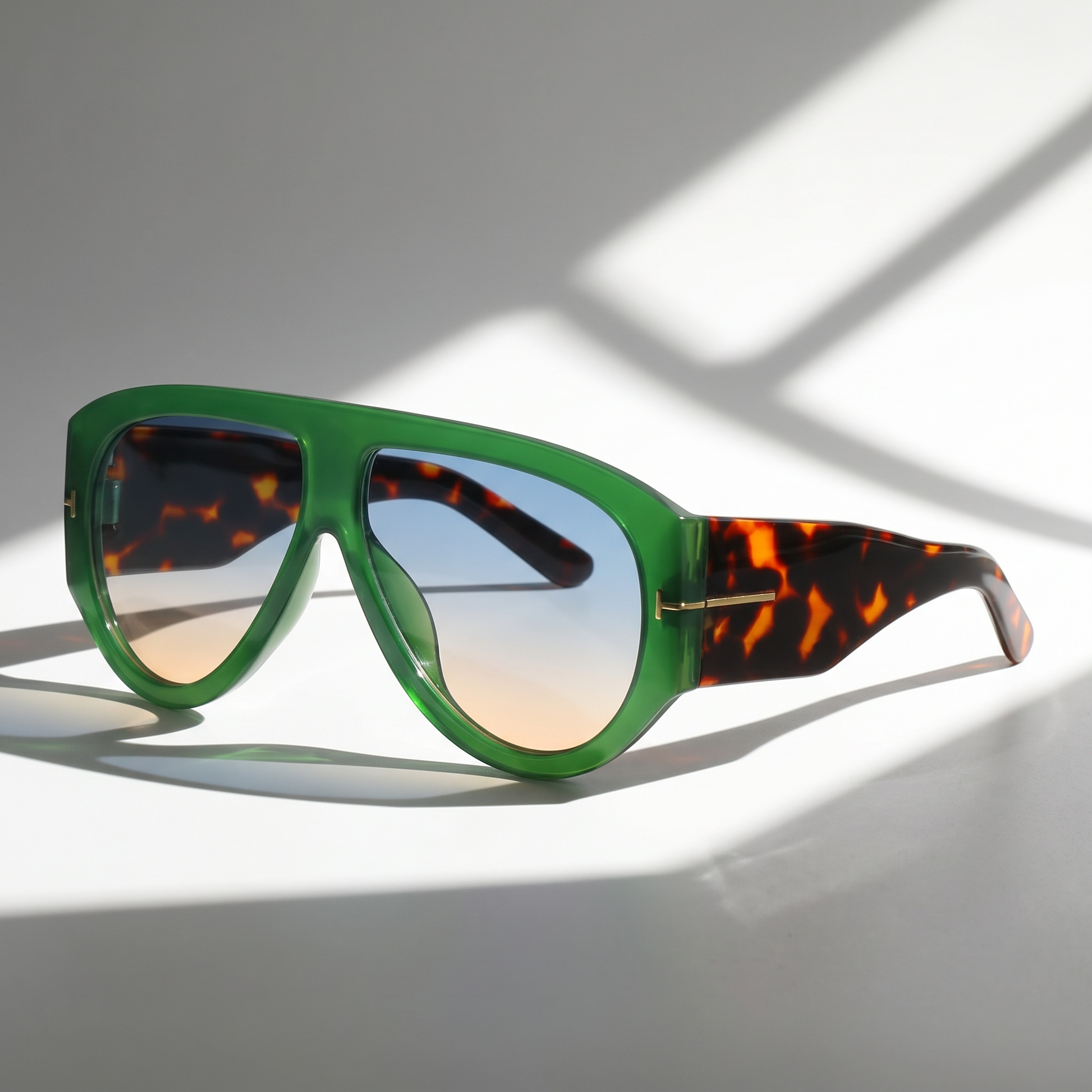 Modern women's oversized color block fashion sunglasses, providing reliable UV protection & style.