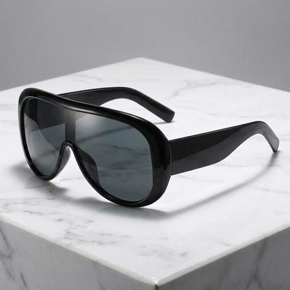 Modern women's pilot sunglasses. Lightweight frame with UV400 lenses for elegant eye protection.