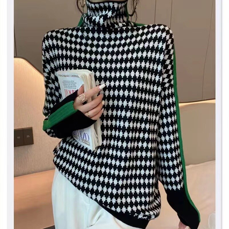 Chic women's turtleneck pullover sweater, cozy knitwear for comfortable fall & winter fashion. Effortless style.
