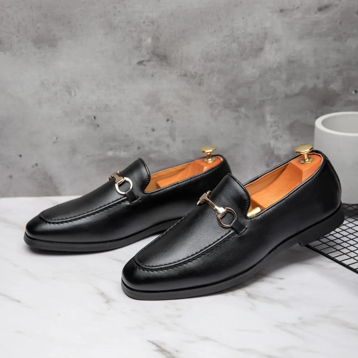 Men's slip-on loafers, timeless design, ideal for dress or casual wear, ultimate comfort.