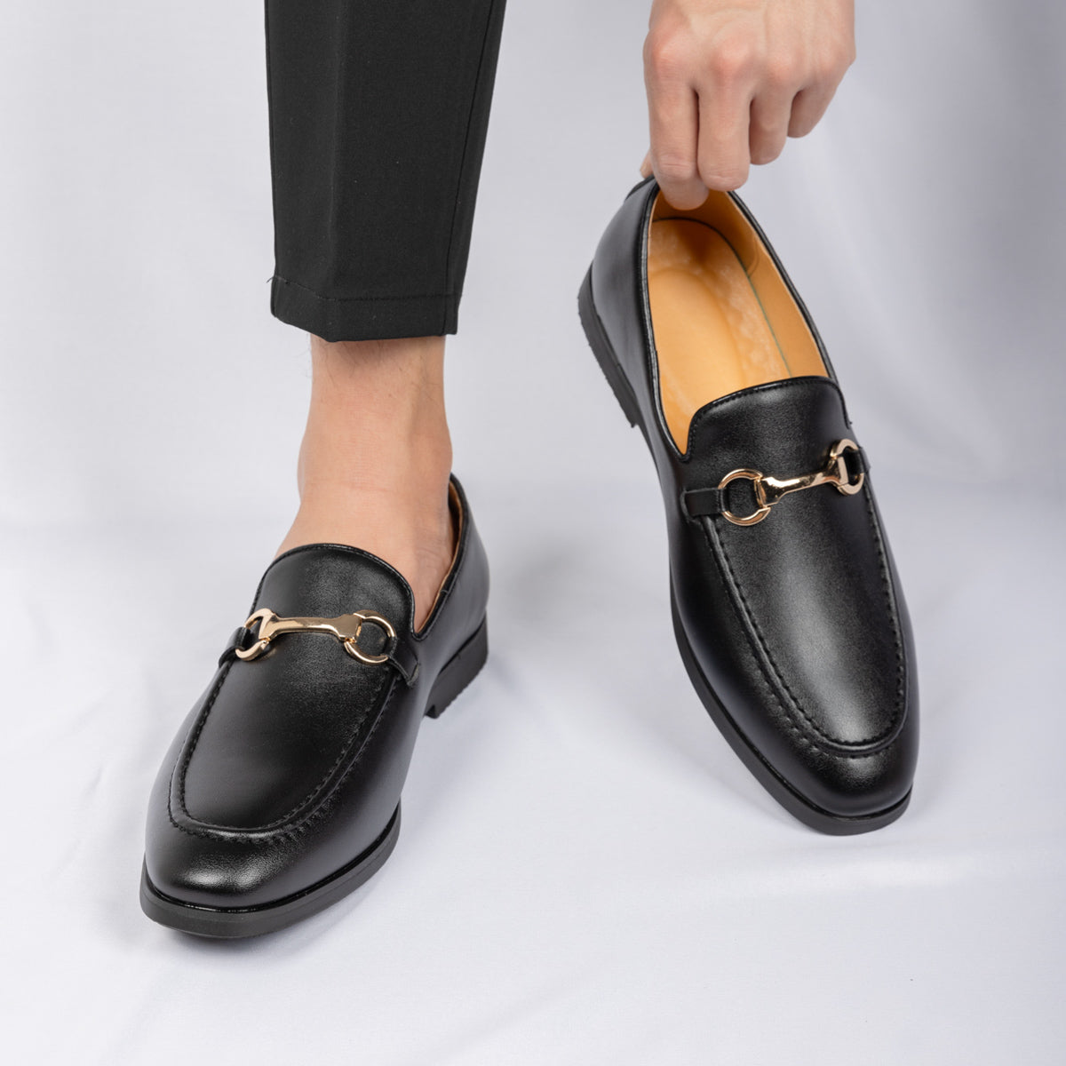 Versatile ivory loafers for men, easy slip-on, combining classic style with comfort.