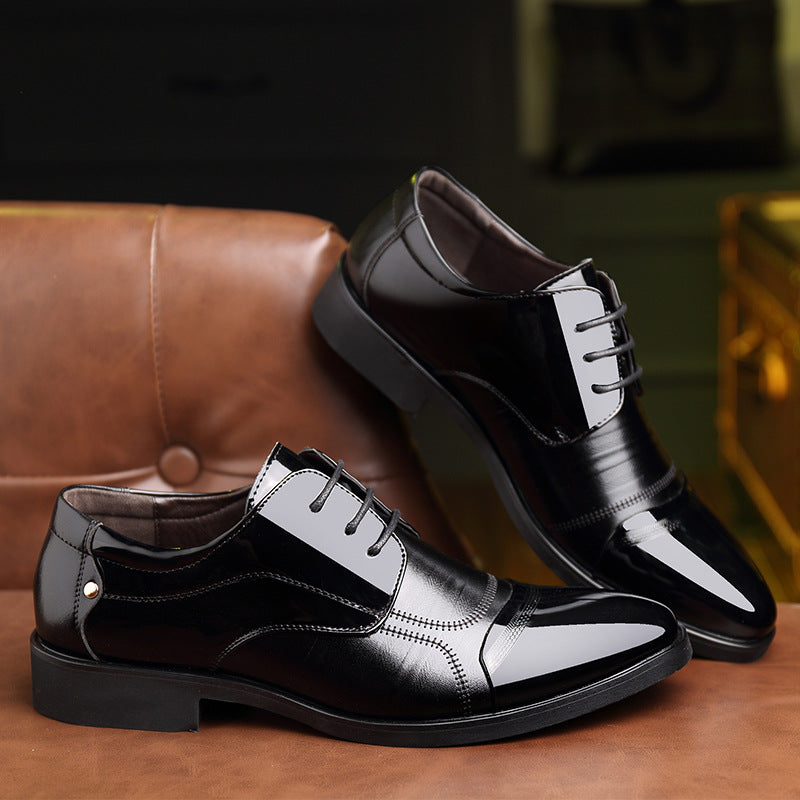 Premium leather Oxford dress shoes for men, featuring a polished finish & classic appeal.