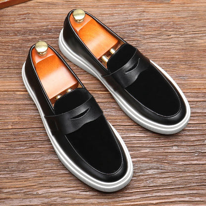 Black men's Kensington slip-on loafers, comfortable formal shoes for stylish everyday fashion.