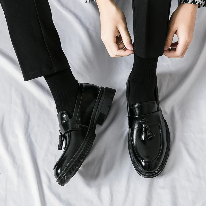 Smart casual men's slip-on dress shoes, versatile for work or elegant evening fashion.