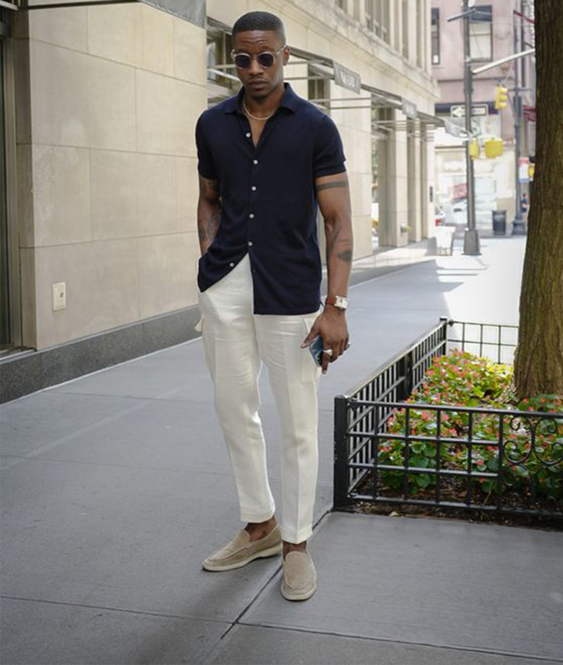 Versatile men's classic slip-on loafers, perfect for a stylish everyday look or a formal office outfit.