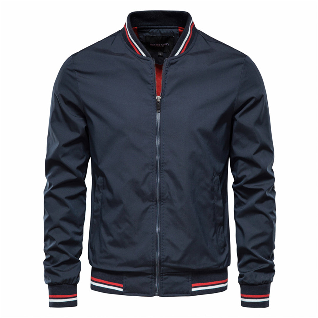 Comfortable men's classic bomber jacket, slim fit, ribbed trim. Versatile everyday outerwear for casual fall fashion.