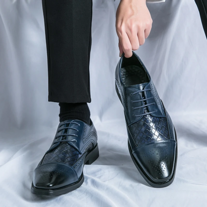 Elegant men's brogue dress shoes. Classic lace-up oxfords, ideal for formal fashion & comfort.