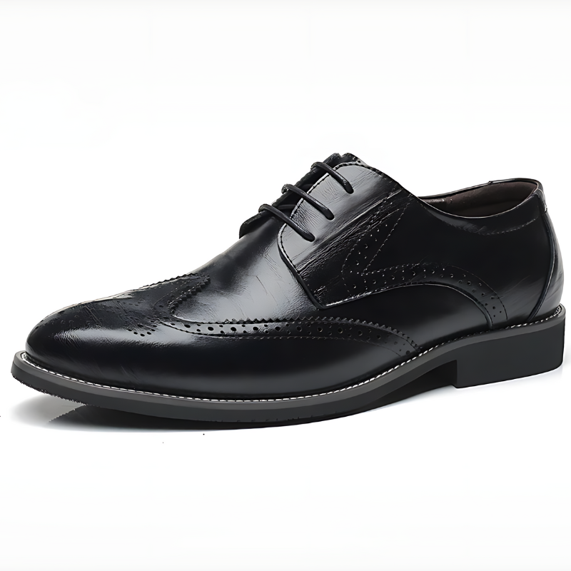Premium men's brogue oxford dress shoes, offering comfort and timeless elegance for any occasion.