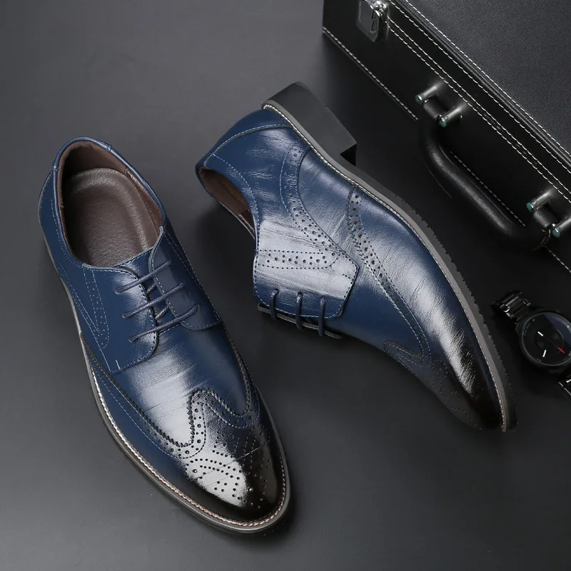 High-quality men's brogue oxford shoes, ideal for professional business attire and formal events.