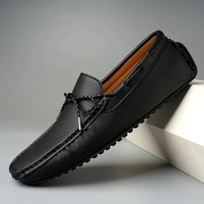 Stylish men's army green classic loafers, comfortable slip-on dress shoes for a modern, elegant, and versatile look.