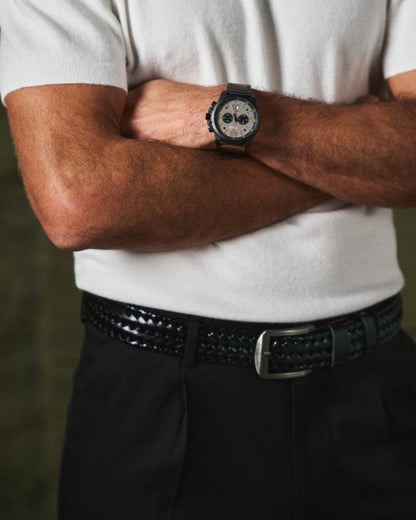 Men's classic chronograph watch, precision timepiece for modern man. Comfortable leather band.