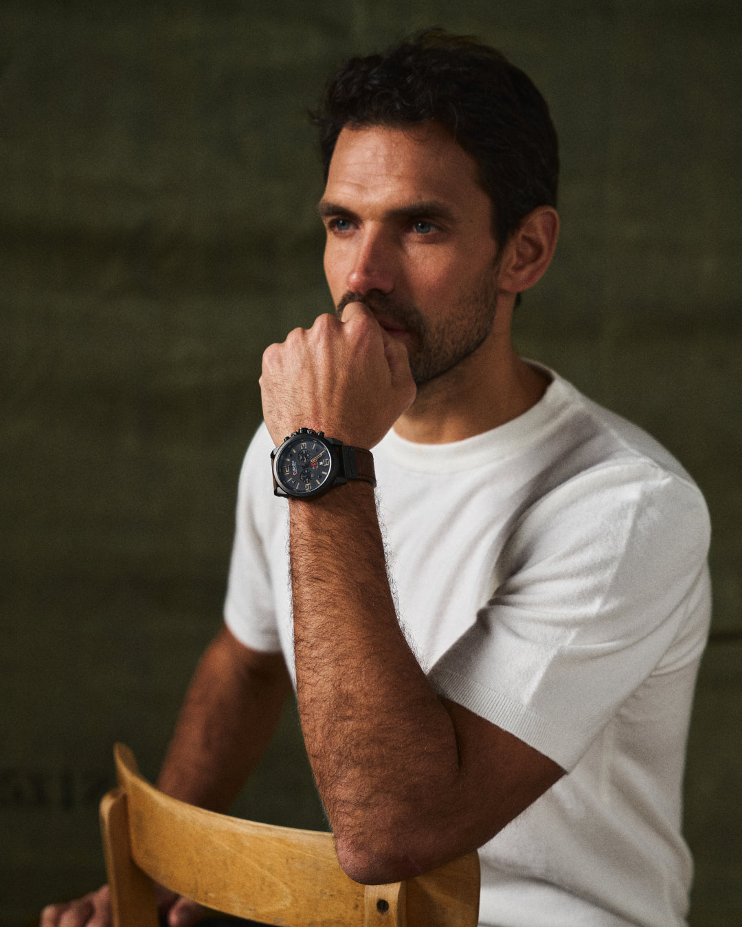 Elegant men's chronograph watch, timeless accessory with premium leather band. Ideal timepiece gift.