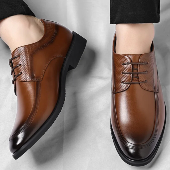 Men's classic dress shoes, combining style and comfort. Perfect for formal, office, or business casual outfits.