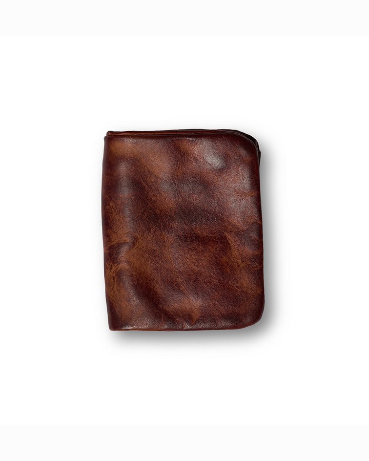 Classic men's full-grain leather bifold wallet with durable construction for everyday carry.