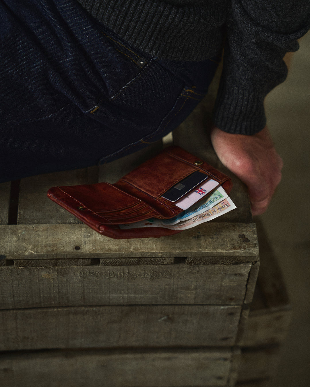 Elegant full-grain leather bifold wallet for men, combining durability with a timeless design.
