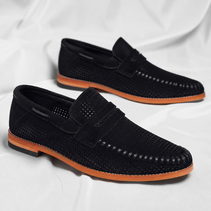 Men's fashion penny loafers, versatile slip-on shoes for both casual and dress occasions.