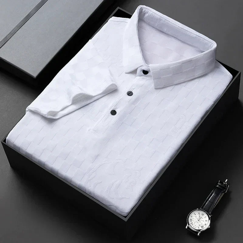 Timeless men's classic polo shirt, featuring short sleeves and a comfort fit for modern casual fashion.
