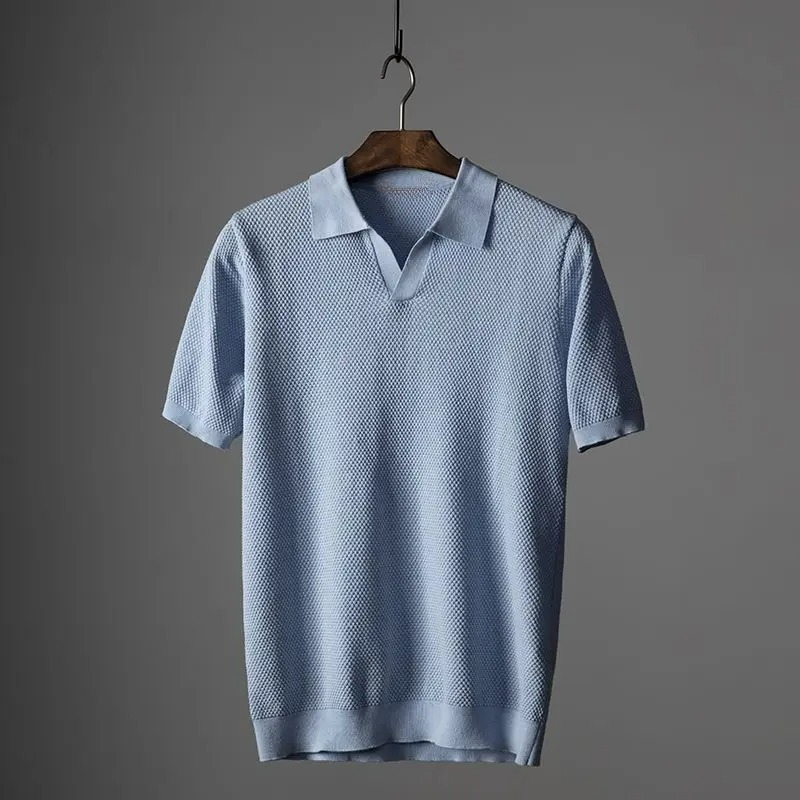 Classic men's short sleeve polo shirt in a soft, comfortable fabric, perfect for stylish everyday casual wear.