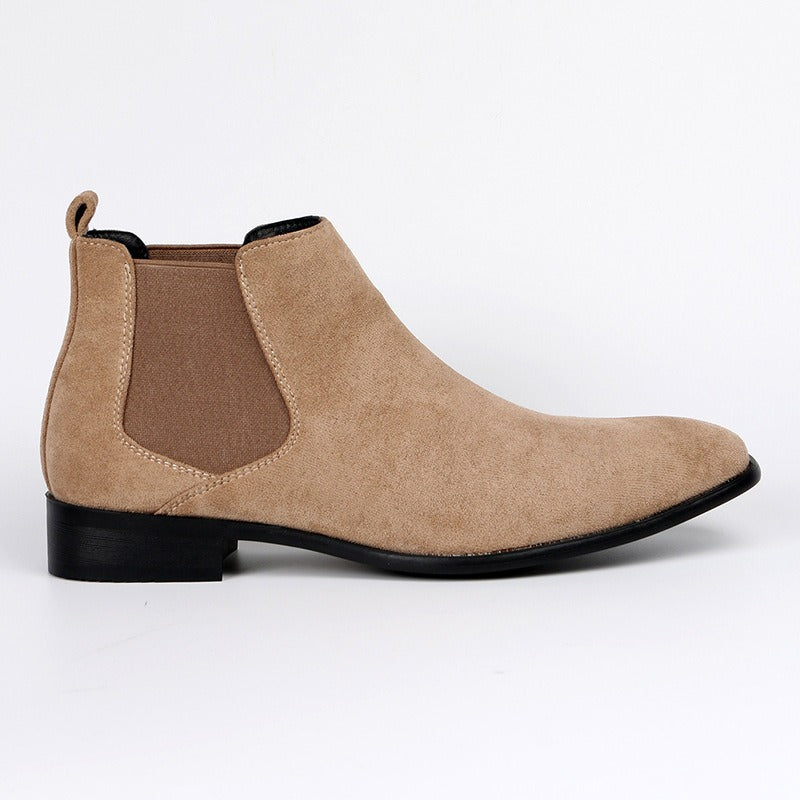 Versatile men's ankle boots: slip-on Chelsea style with durable rubber sole.