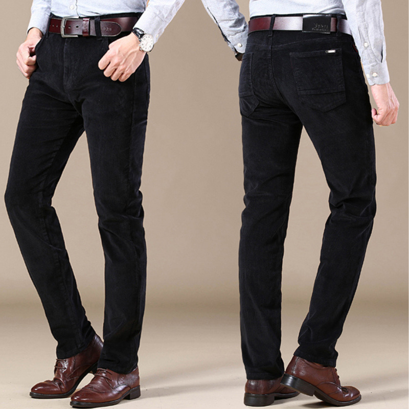 Durable men's classic straight-leg jeans, providing a timeless tailored fit for everyday use.