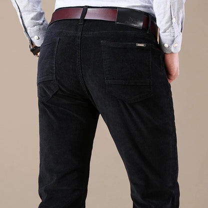 Durable men's straight-leg jeans with a timeless tailored fit, perfect for everyday style.