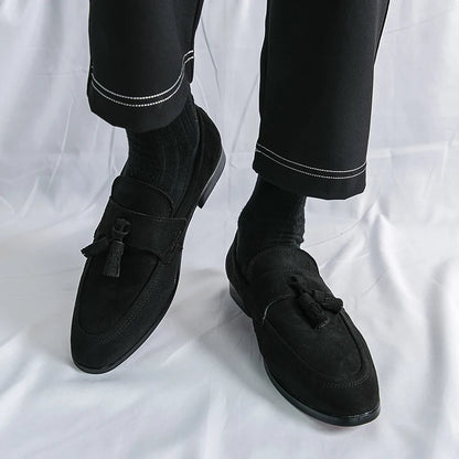 Elegant men's tassel loafers, the ultimate comfortable slip-on dress shoes for formal events & daily style.