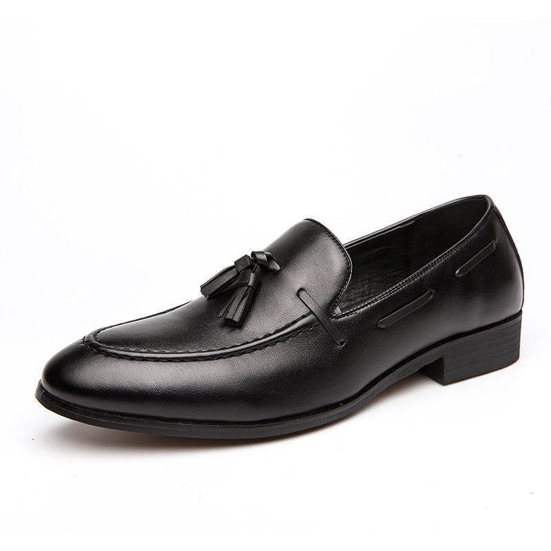 Premium men's tassel loafers, offering polished comfort and a smart casual or formal footwear option.