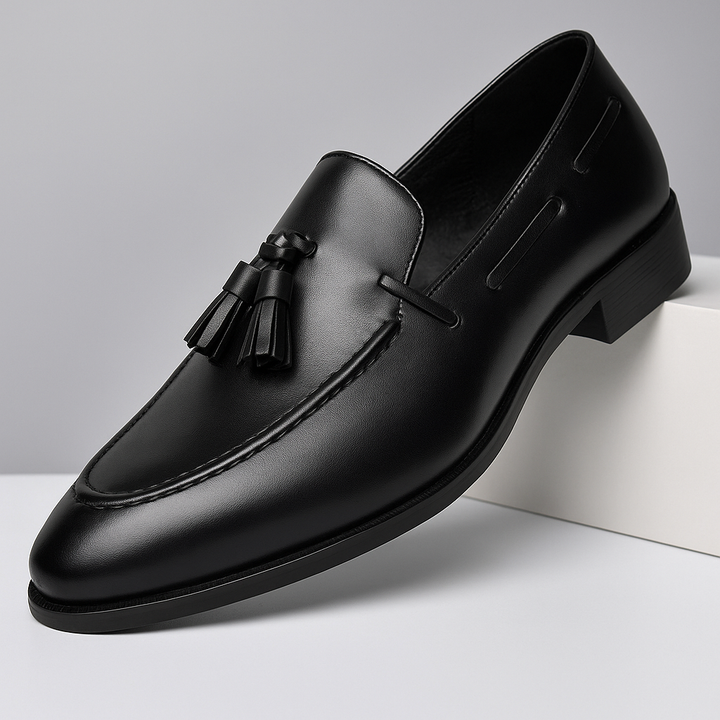 Versatile men's tassel loafers, perfect for office, formal events, or smart casual, offering polished comfort.
