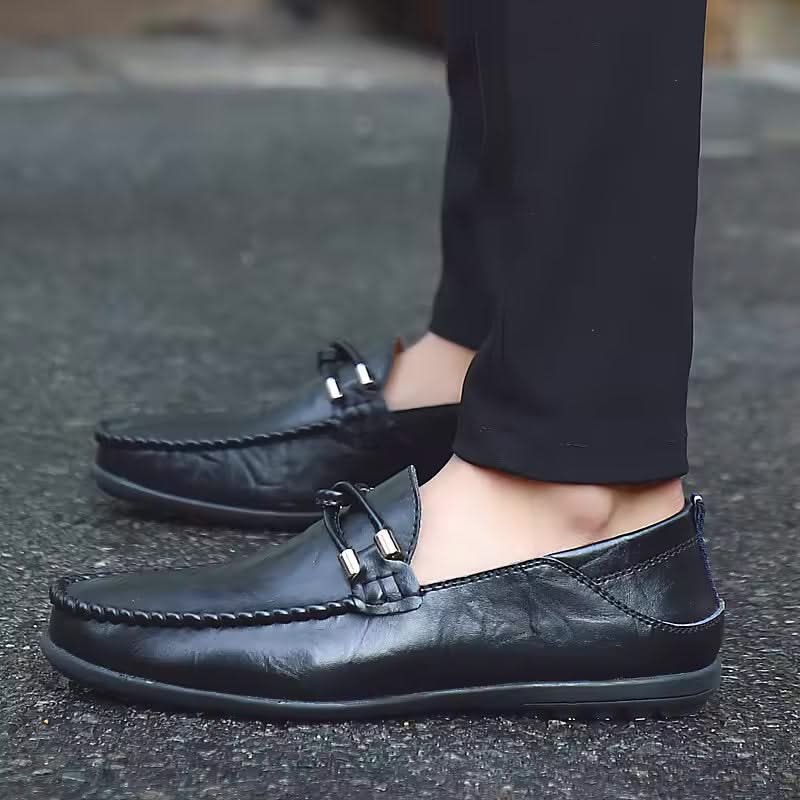 Elegant Romano men's dress shoes, premium slip-on loafers for sophisticated men's style.