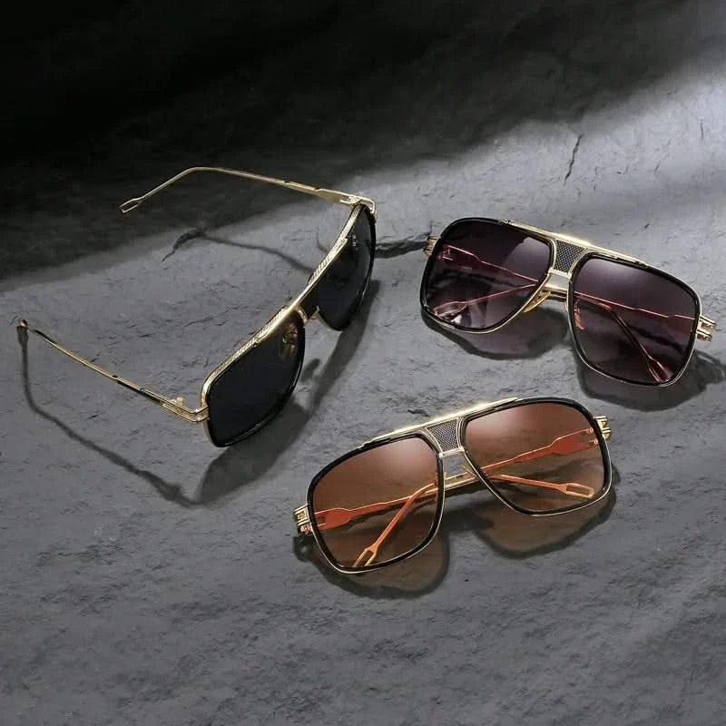 Unisex aviator sunglasses with anti-glare lenses, gold frame, offering clear vision for summer protection.