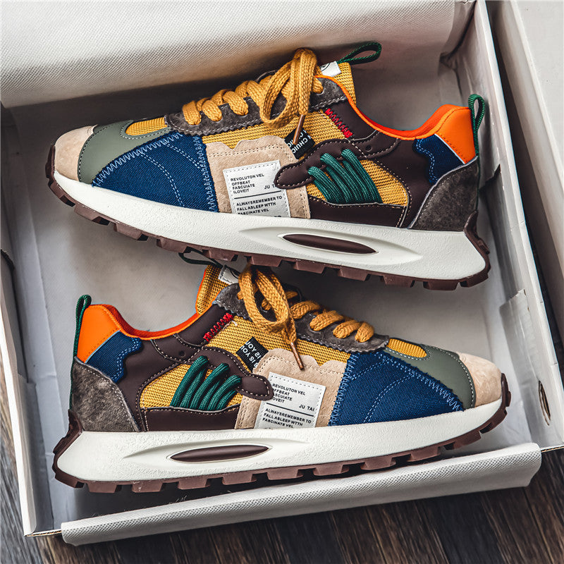Mens retro athletic sneakers with distinctive Y2K look, ideal for casual & urban wear.